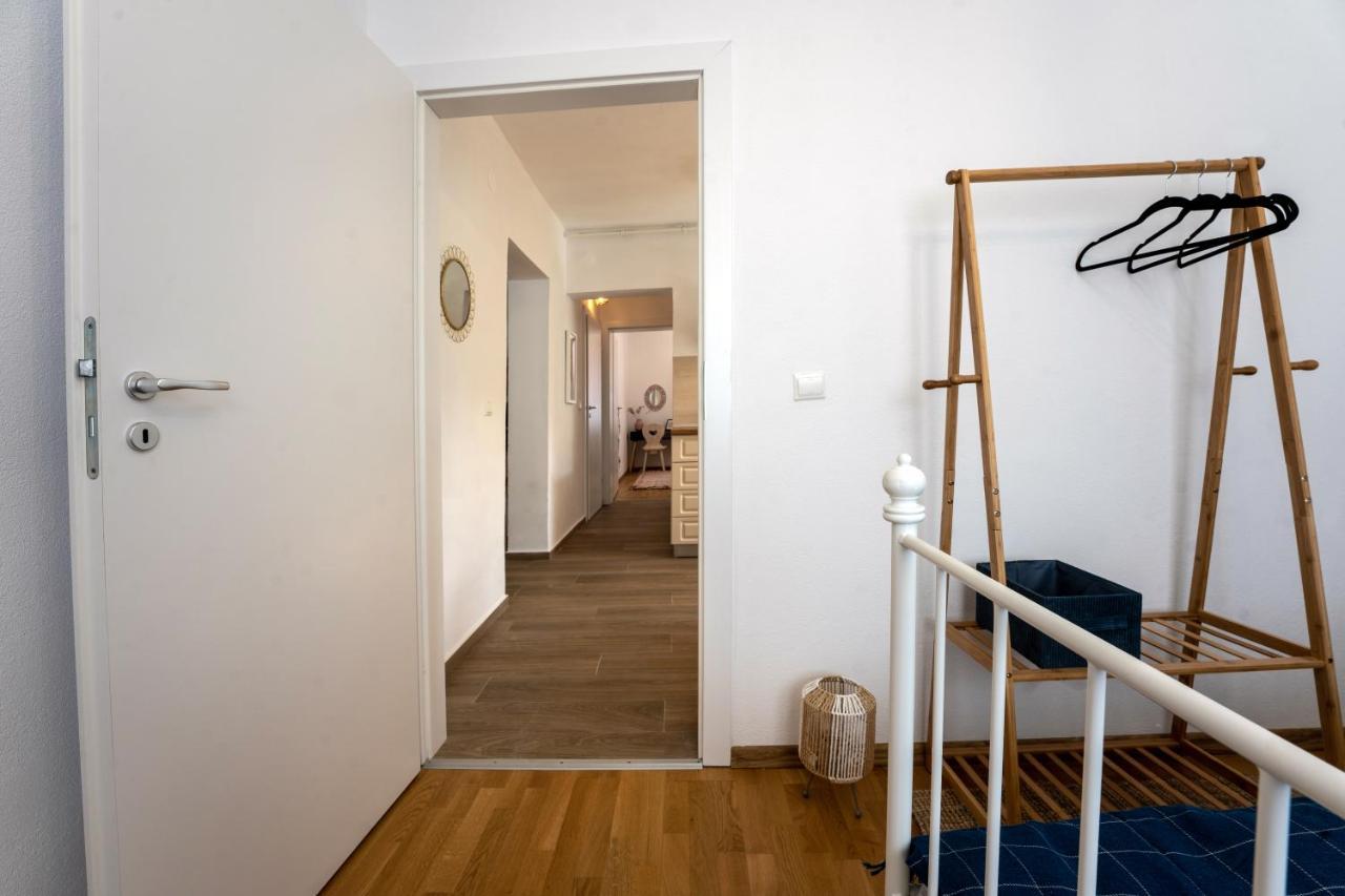 Daisy Apartment 11 Sighişoara Buitenkant foto