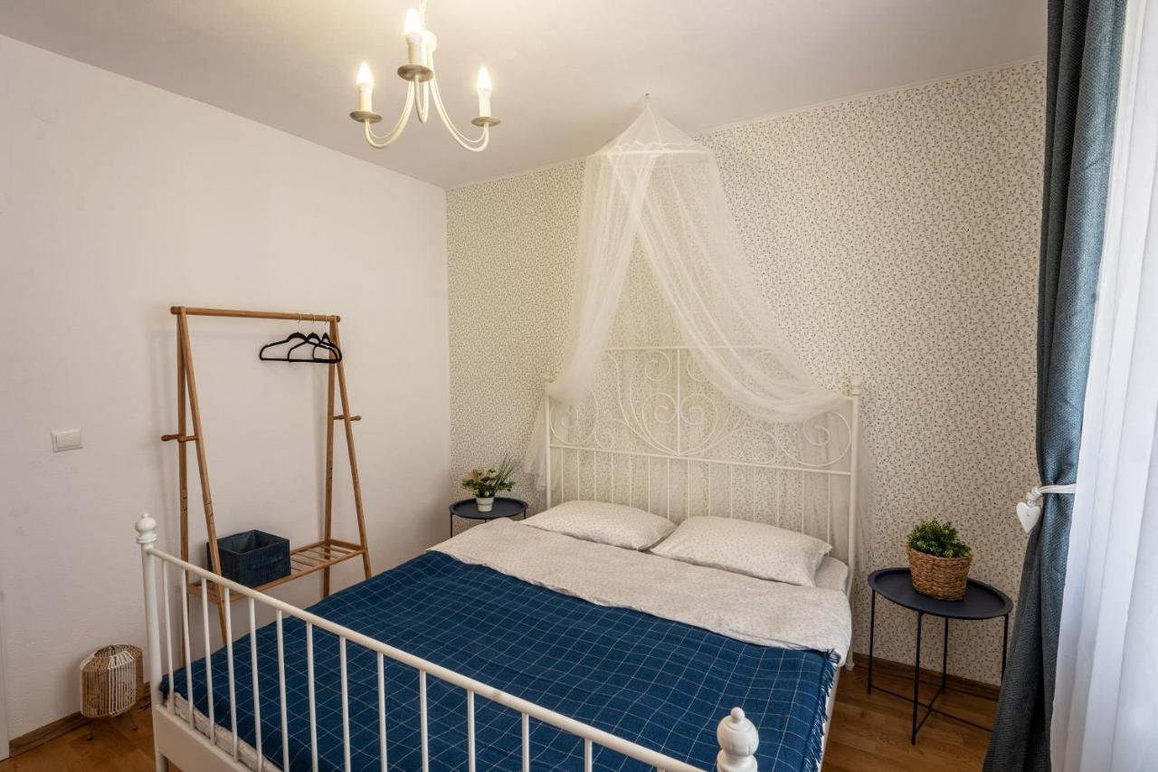 Daisy Apartment 11 Sighişoara Buitenkant foto